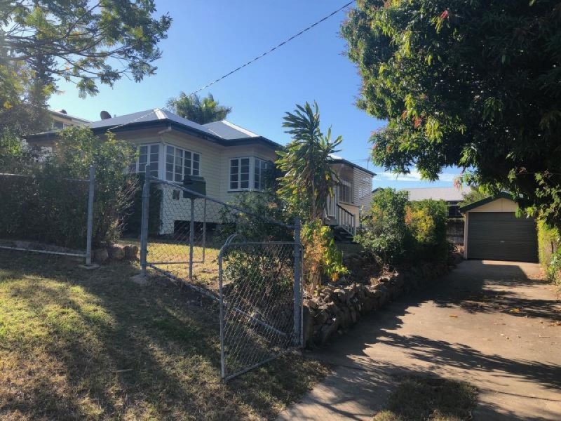 6 MacGregor Street, The Range QLD 4700